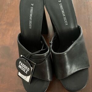 Streetwear Society Black Mules with Padded Insole